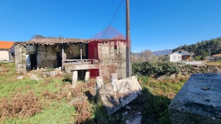 Quinta T0 para Venda em Pico de Regalados, Gondiães e Mós Foto 7