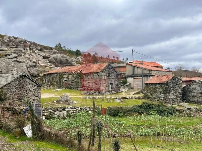 Moradia T2 para Venda em Chorense e Monte Foto 27