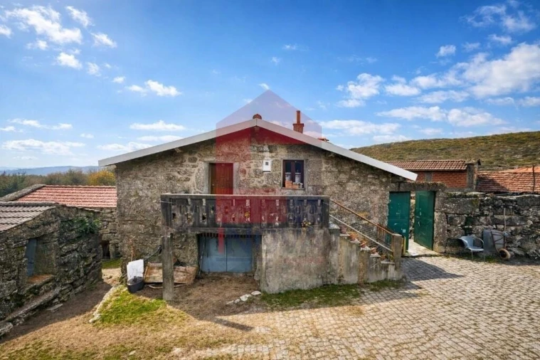 Moradia T2 para Venda em Chorense e Monte Foto 15