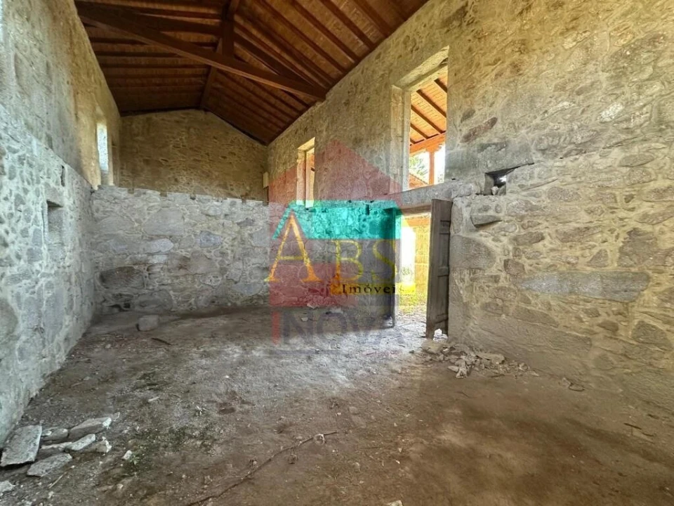 Moradia T0 para Venda em Sande, Vilarinho, Barros e Gomide Foto 10