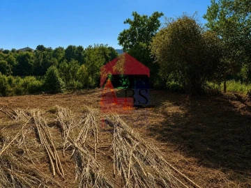 Moradia T0 para Venda em Sande, Vilarinho, Barros e Gomide