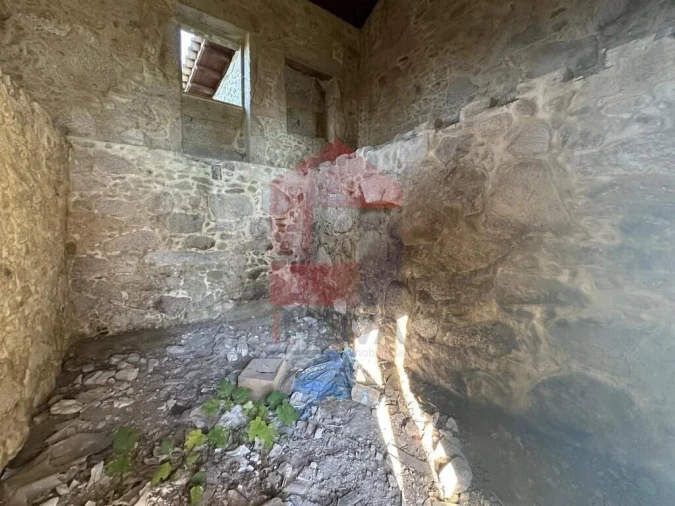 Moradia T0 para Venda em Sande, Vilarinho, Barros e Gomide Foto 11