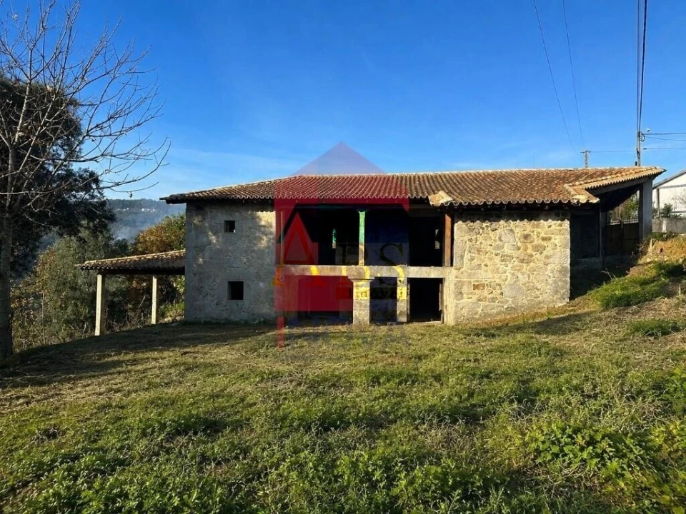 Moradia T0 para Venda em Sande, Vilarinho, Barros e Gomide Foto 1