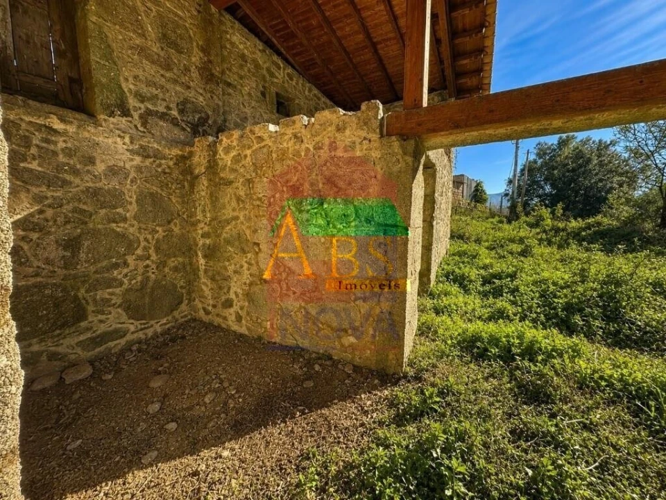 Moradia T0 para Venda em Sande, Vilarinho, Barros e Gomide Foto 13
