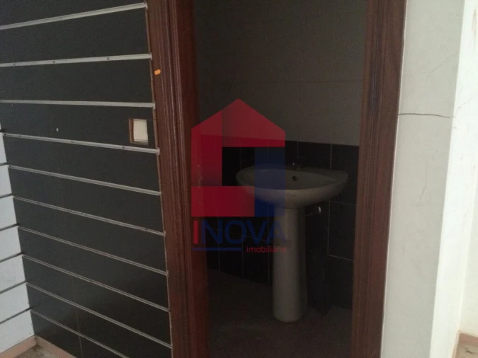 Loja para Venda em Ferreiros, Prozelo e Besteiros Foto 8