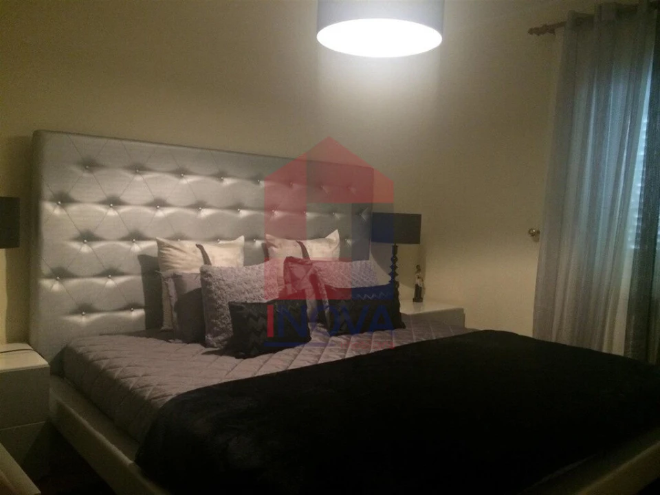 Moradia T4 para Venda em Pico de Regalados, Gondiães e Mós Foto 5