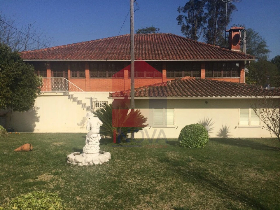 Moradia T4 para Venda em Pico de Regalados, Gondiães e Mós Foto 9