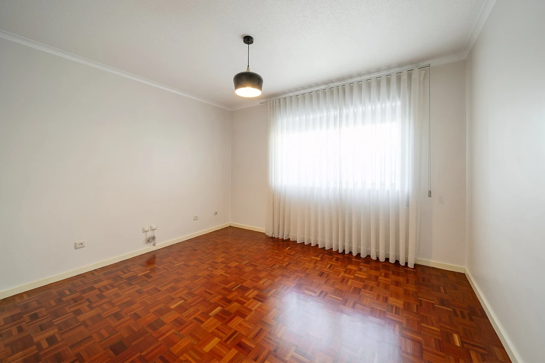 Moradia T6 para Venda em Mafamude e Vilar do Paraíso Foto 20