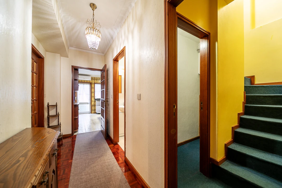 Moradia T6 para Venda em Mafamude e Vilar do Paraíso Foto 42