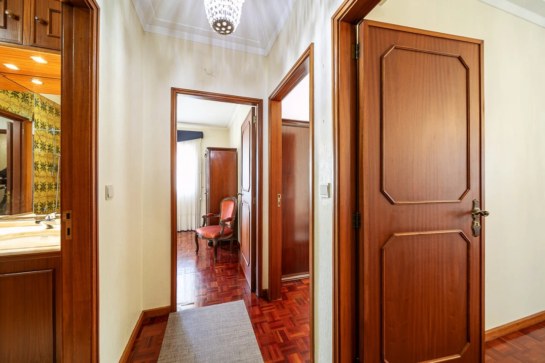 Moradia T6 para Venda em Mafamude e Vilar do Paraíso Foto 44