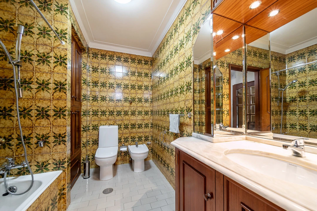 Moradia T6 para Venda em Mafamude e Vilar do Paraíso Foto 54