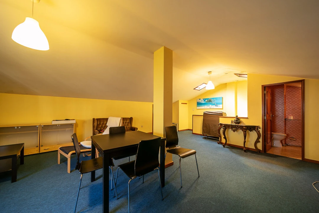 Moradia T6 para Venda em Mafamude e Vilar do Paraíso Foto 58