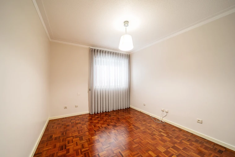 Moradia T6 para Venda em Mafamude e Vilar do Paraíso Foto 15