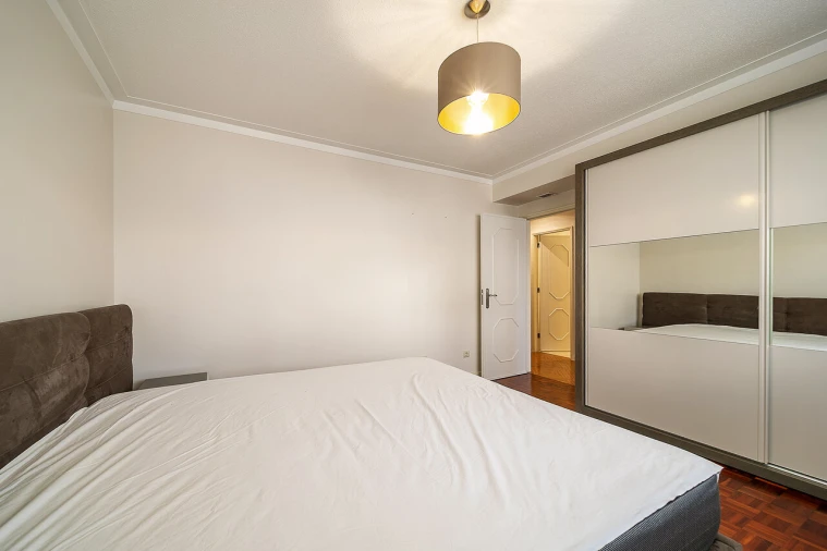 Moradia T6 para Venda em Mafamude e Vilar do Paraíso Foto 19