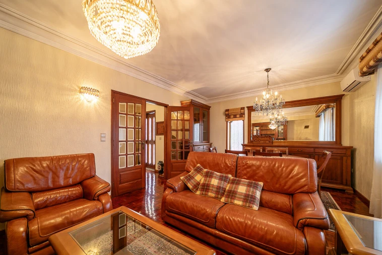 Moradia T6 para Venda em Mafamude e Vilar do Paraíso Foto 31