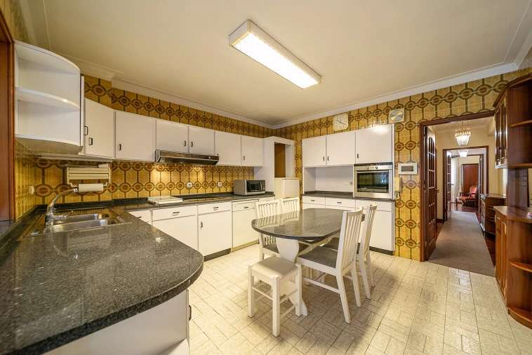 Moradia T6 para Venda em Mafamude e Vilar do Paraíso Foto 37