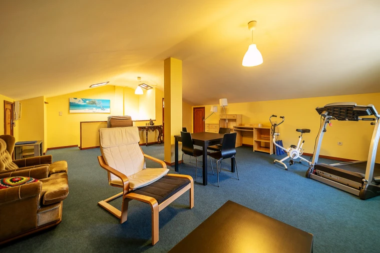 Moradia T6 para Venda em Mafamude e Vilar do Paraíso Foto 57