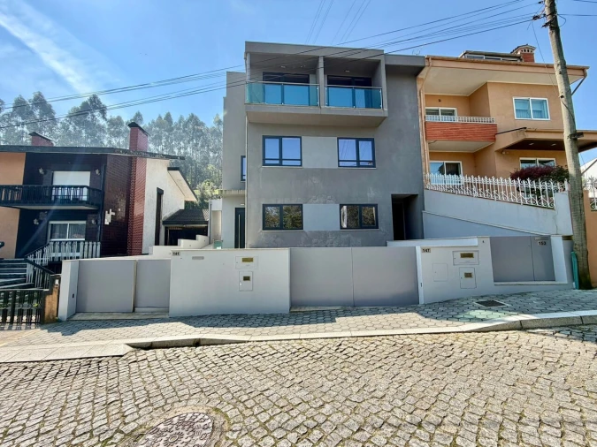 Moradia T3 para Venda em Mafamude e Vilar do Paraíso Foto 3