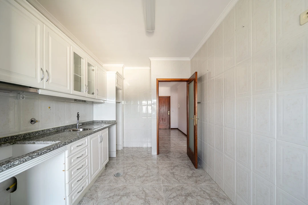 Apartamento T2 para Venda em Sandim, Olival, Lever e Crestuma Foto 11