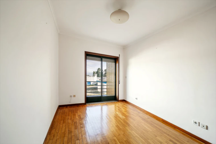 Apartamento T2 para Venda em Sandim, Olival, Lever e Crestuma Foto 14