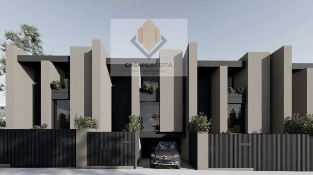 Moradia T3 para Venda em Fânzeres e São Pedro da Cova Foto 3