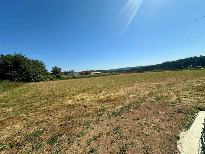 Terreno para Venda em Sandim, Olival, Lever e Crestuma Foto 2