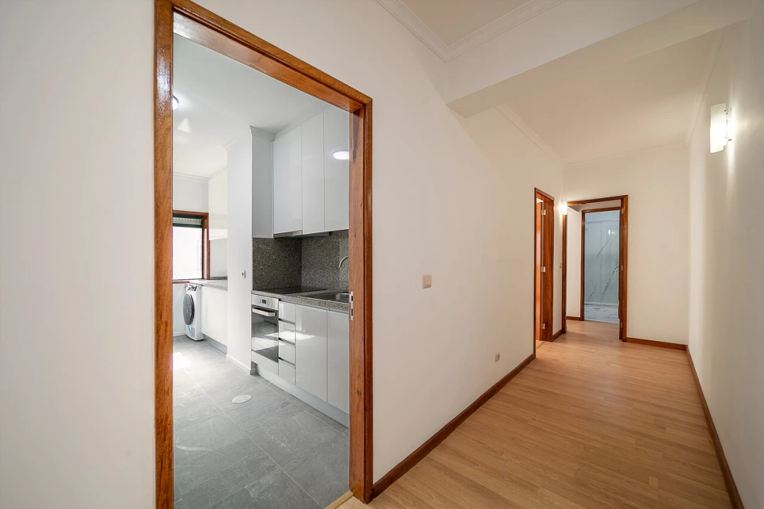 Apartamento T2 para Venda em Santa Marinha e São Pedro da Afurada Foto 6