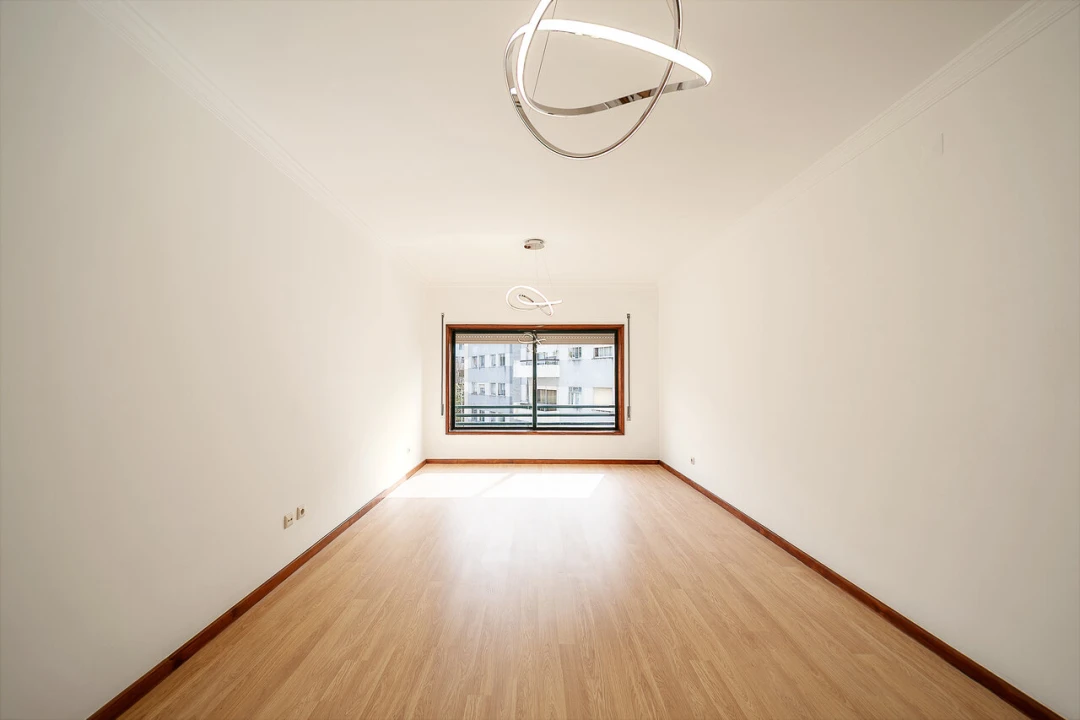 Apartamento T2 para Venda em Santa Marinha e São Pedro da Afurada Foto 3