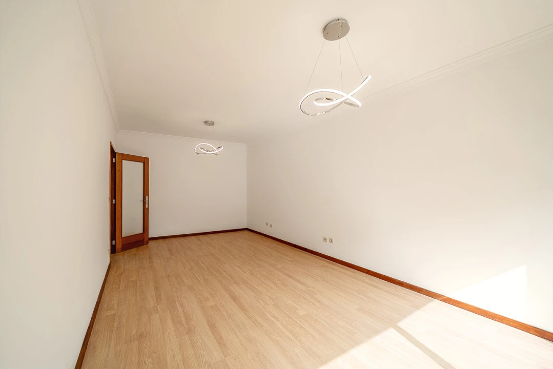 Apartamento T2 para Venda em Santa Marinha e São Pedro da Afurada Foto 5