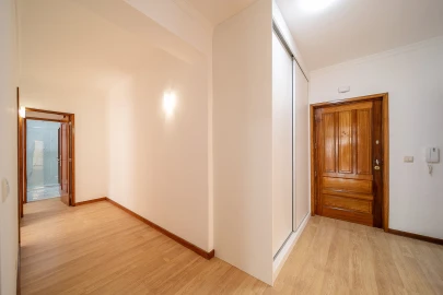 Apartamento T2 para Venda em Santa Marinha e São Pedro da Afurada