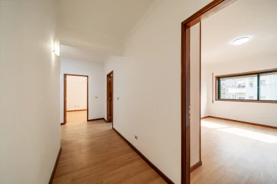 Apartamento T2 para Venda em Santa Marinha e São Pedro da Afurada