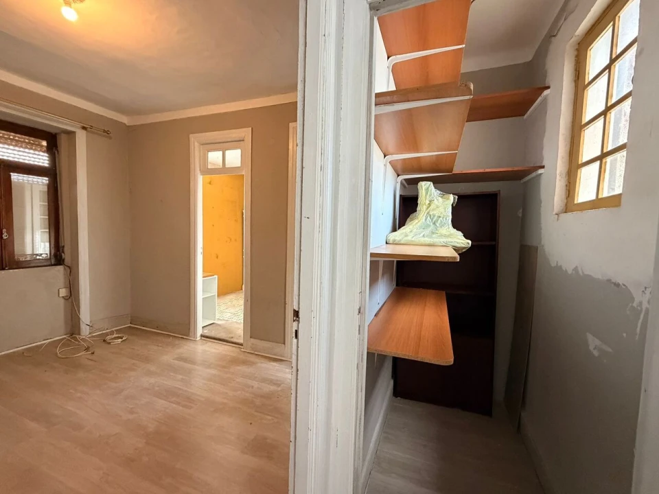 Moradia T4 para Venda em Santa Marinha e São Pedro da Afurada Foto 9