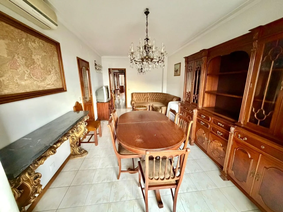 Apartamento T2 para Venda em Mafamude e Vilar do Paraíso Foto 9