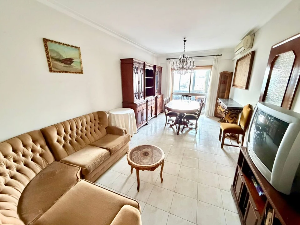 Apartamento T2 para Venda em Mafamude e Vilar do Paraíso Foto 10