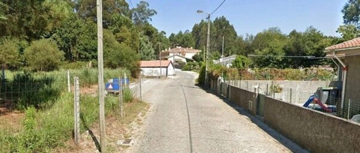 Terreno para Venda em Grijó e Sermonde Foto 2