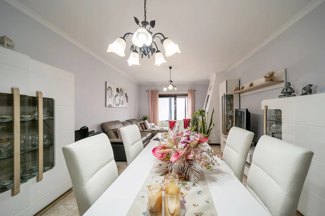 Apartamento T3 para Venda em Gulpilhares e Valadares Foto 2