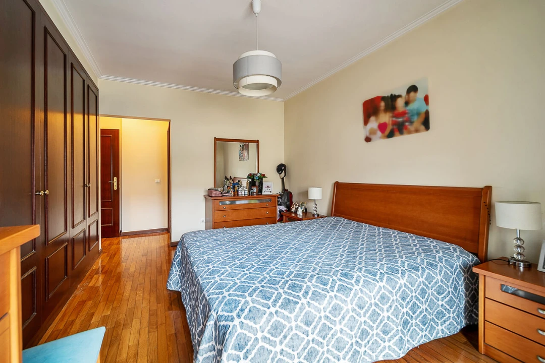 Apartamento T3 para Venda em Gulpilhares e Valadares Foto 23