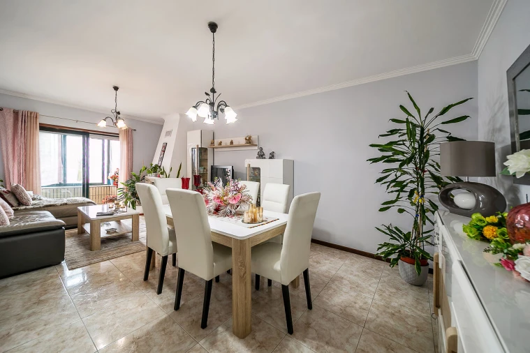 Apartamento T3 para Venda em Gulpilhares e Valadares Foto 5