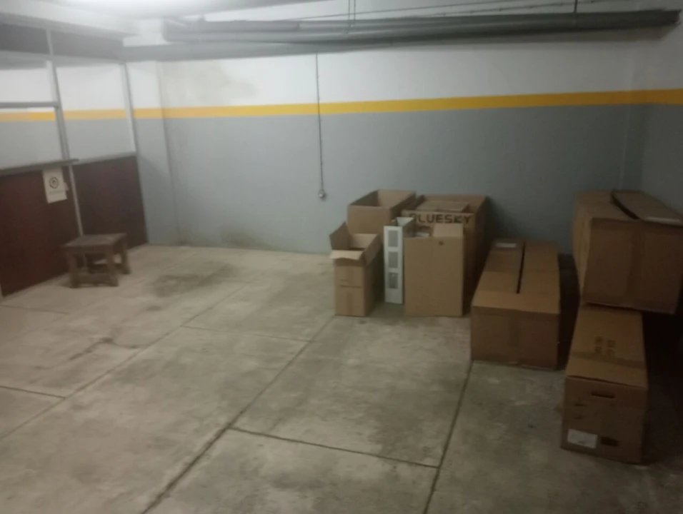 Armazém para Venda em Mafamude e Vilar do Paraíso Foto 5