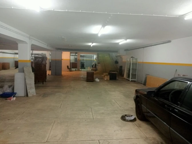 Armazém para Venda em Mafamude e Vilar do Paraíso Foto 3