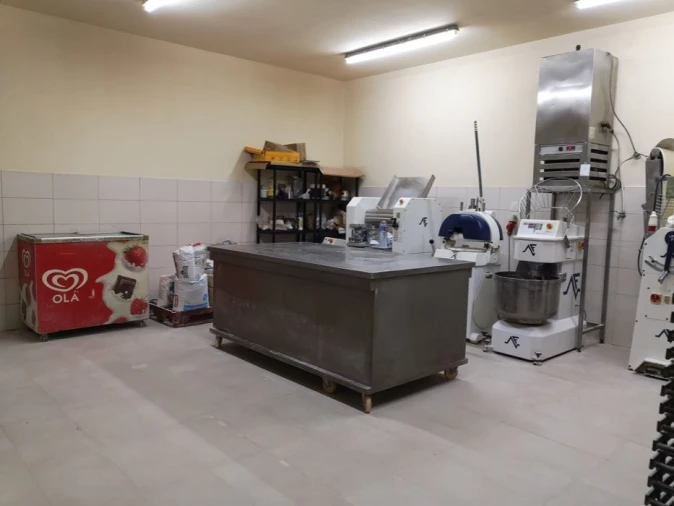 Loja para Trespasse em Mafamude e Vilar do Paraíso Foto 4