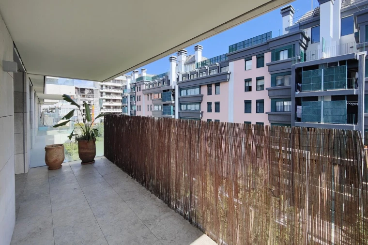 Apartamento T3 para Venda em Santo António Foto 30
