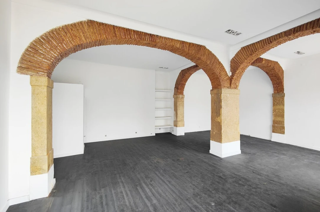 Loja para Arrendamento em Misericórdia Foto 6