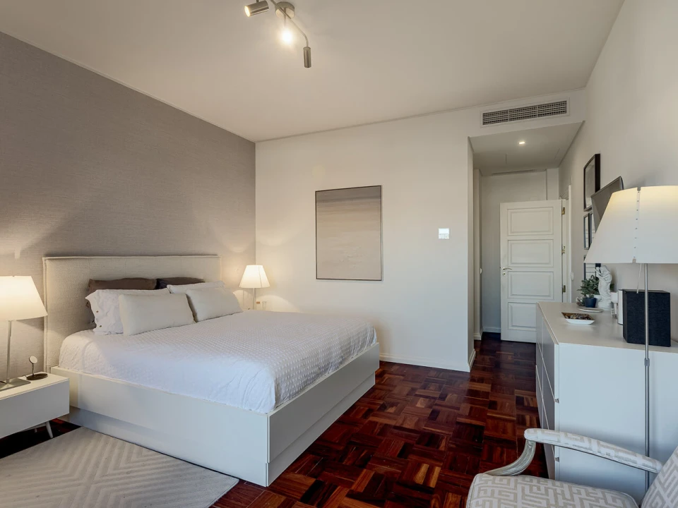 Apartamento T7 para Venda em Avenidas Novas Foto 9