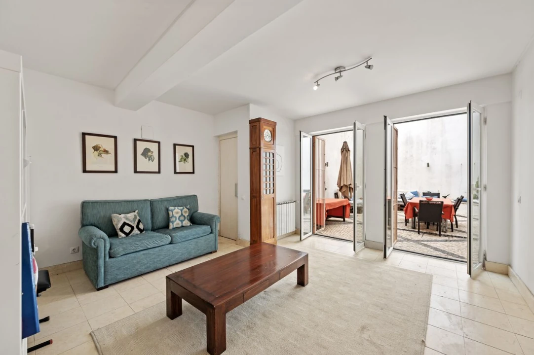 Moradia T6 para Venda em Santo António Foto 6