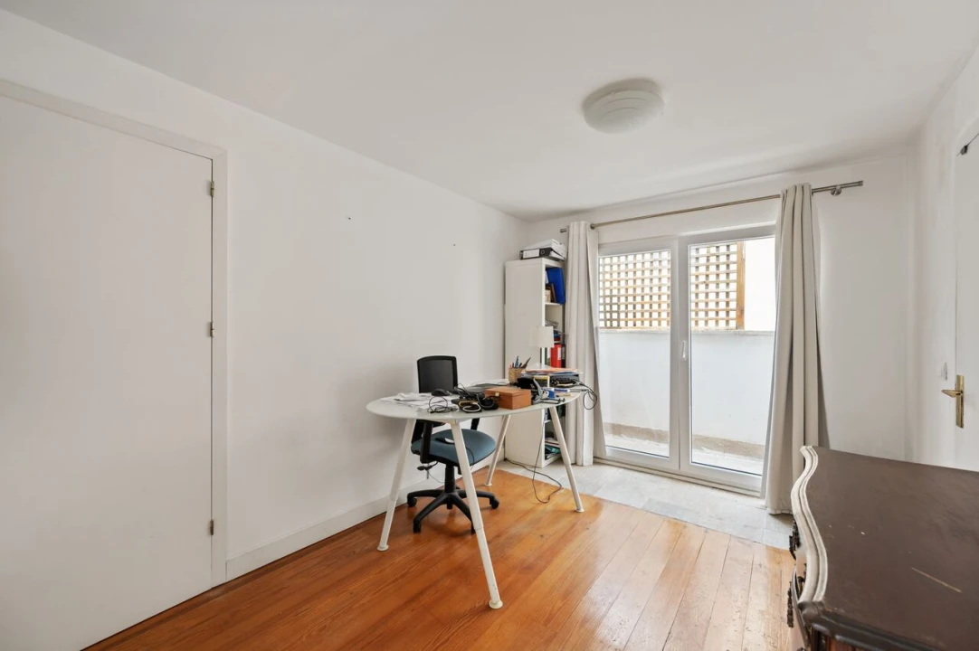 Moradia T6 para Venda em Santo António Foto 27