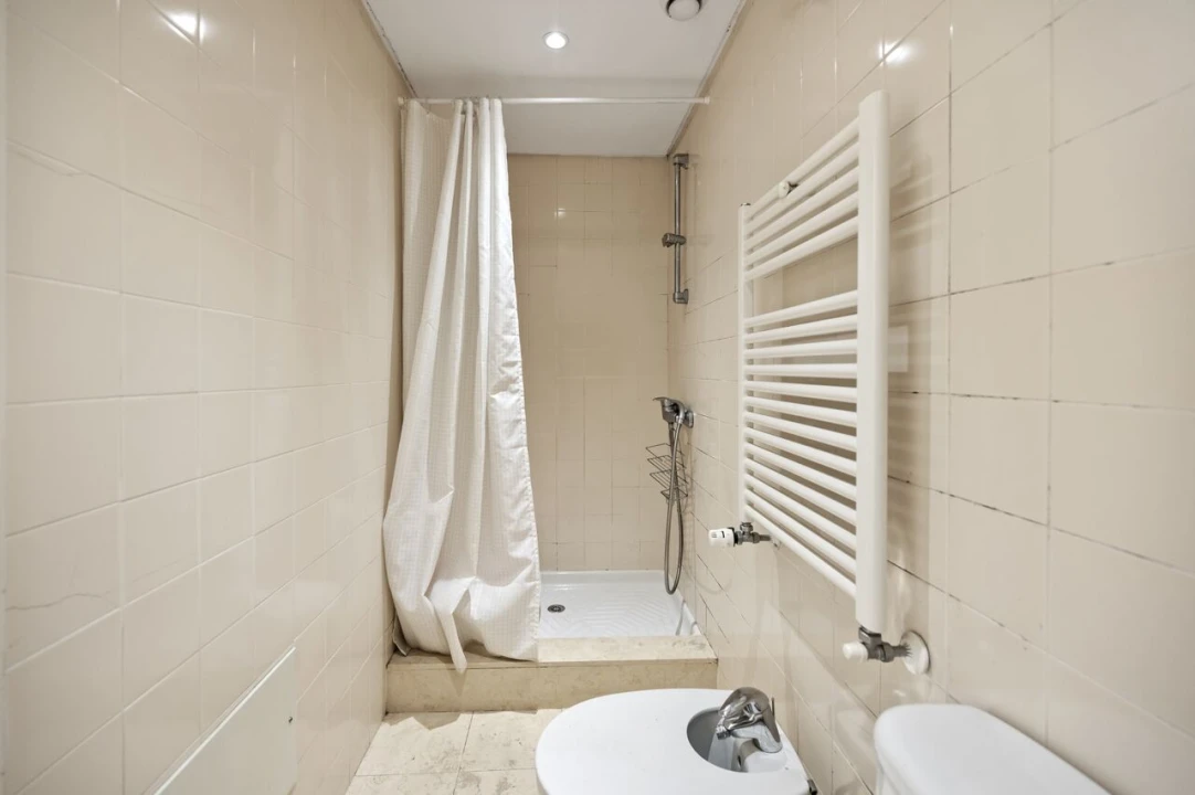 Moradia T6 para Venda em Santo António Foto 37