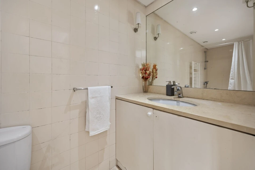 Moradia T6 para Venda em Santo António Foto 43