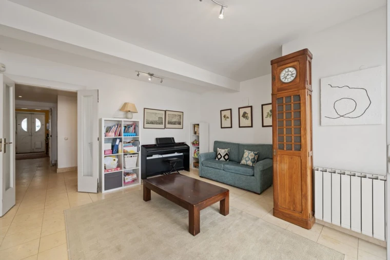 Moradia T6 para Venda em Santo António Foto 18