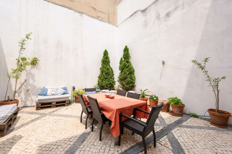 Moradia T6 para Venda em Santo António Foto 48